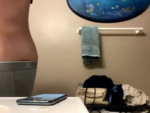 Screenshot from mrmeltyourheart webcams