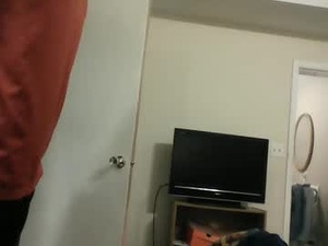 Screenshot from mrsporty344 webcams