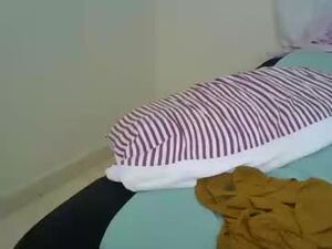 Screenshot from ms_africana webcams
