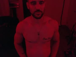 Screenshot from muchachote_ webcams