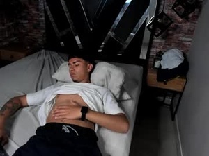 Screenshot from muszan21 webcams