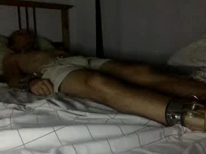 Screenshot from mybondagepet webcams