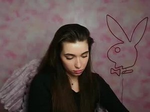 Screenshot from mysticamelia webcams