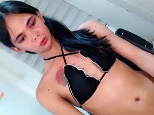Screenshot from mysticofcum22 webcams