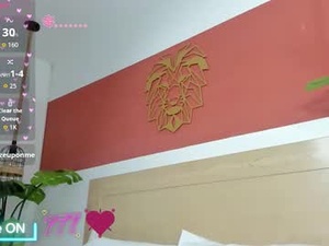 Screenshot from naiara30_ webcams