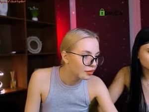 Screenshot from nana_sol webcams