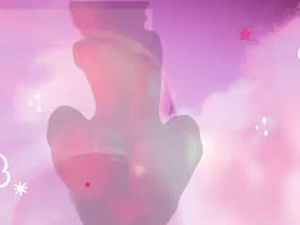 Screenshot from naomi_rider77 webcams