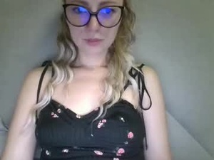 Screenshot from nataliexo111 webcams