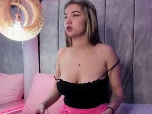 Screenshot from natasha__black webcams
