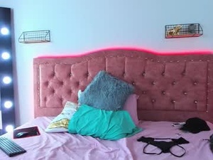 Screenshot from nati_plus20 webcams