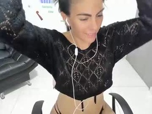 Screenshot from naturalsexlatin webcams