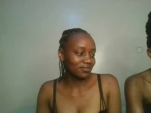 Screenshot from naughty_ellaa webcams