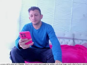 Screenshot from naughtycoupleh1 webcams