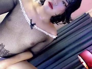 Screenshot from nelsymwuah webcams
