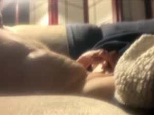 Screenshot from newgyb545796 webcams