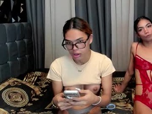 Screenshot from nicagoddess webcams