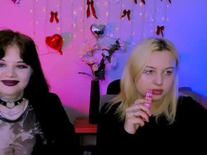 Screenshot from nikki_kiss_ webcams