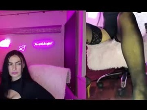 Screenshot from noraelizah webcams