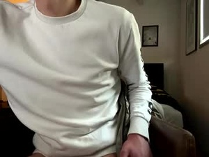 Screenshot from notsmallnotbigg webcams