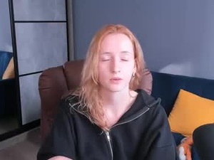 Screenshot from oddlyfamiliar webcams