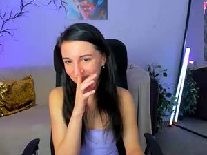 Screenshot from odri_sweet webcams