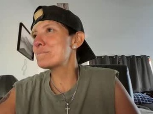 Screenshot from ohsobad28 webcams