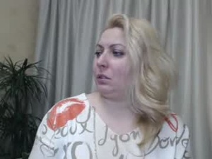 Screenshot from ohsweetiren webcams