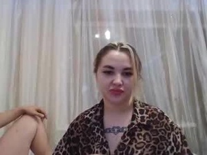 Screenshot from onefortwo69 webcams