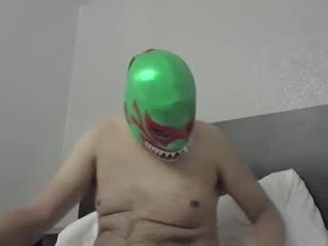 Screenshot from onekmasks webcams