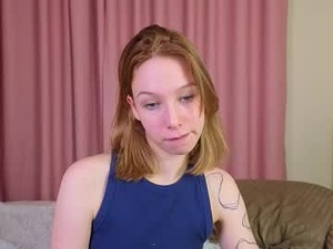 Screenshot from onlylily webcams