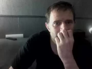 Screenshot from otaku041177 webcams