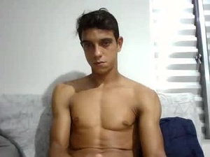 Screenshot from pablopicasso369 webcams
