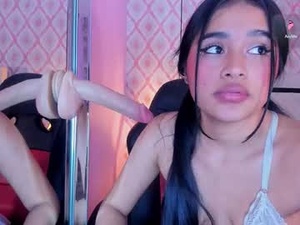 Screenshot from paloma_alves webcams