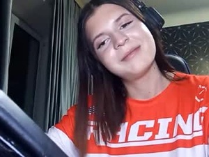 Screenshot from pamelamcmeen webcams