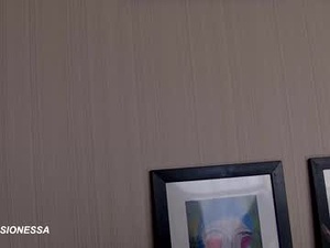 Screenshot from passionessa webcams