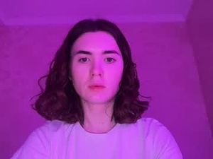 Screenshot from peach_mirage webcams