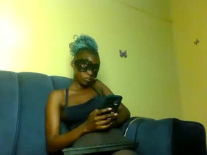 Screenshot from peachy_mummie webcams