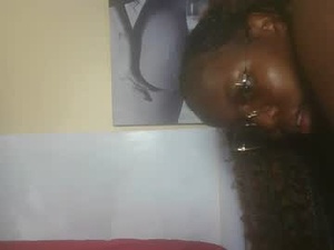 Screenshot from periwinkle20 webcams