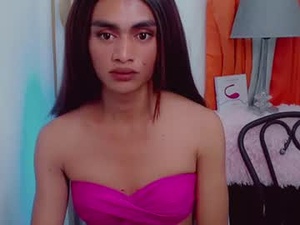 Screenshot from petite_barbie88 webcams