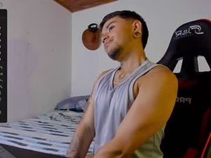 Screenshot from philip_stones_ftm webcams