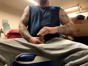 Screenshot from pickleback69 webcams