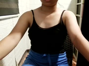 Screenshot from pink_rosed webcams