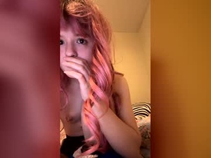 Screenshot from pinkykittykat webcams