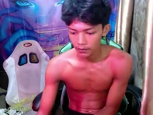 Screenshot from pinoy_cuteboy69 webcams