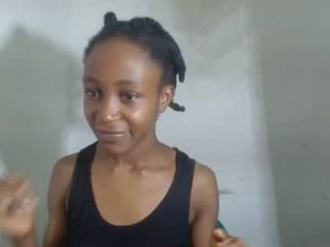 Screenshot from plumxjuicy webcams