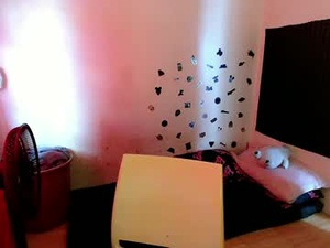 Screenshot from precious_batumbakal webcams