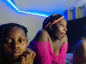 Screenshot from pretty_nyra webcams