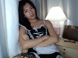 Screenshot from prettymiya webcams