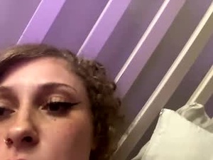 Screenshot from prettypxssyyy webcams