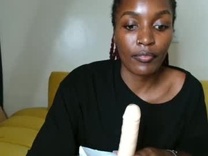 Screenshot from prettyquee webcams